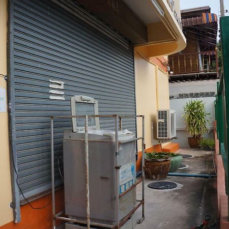 Wan Home Bangkok Bagian luar foto